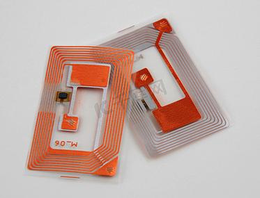 一个射频识别标签的成本是多少